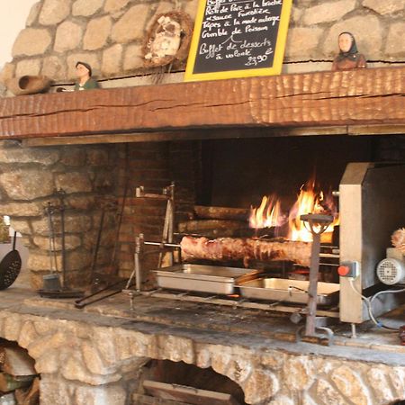 Logis Hotel Restaurant Auberge De L'Espinouse Fraisse-sur-Agout 외부 사진