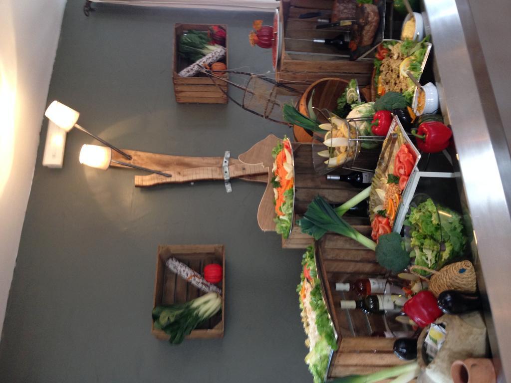 Logis Hotel Restaurant Auberge De L'Espinouse Fraisse-sur-Agout 외부 사진