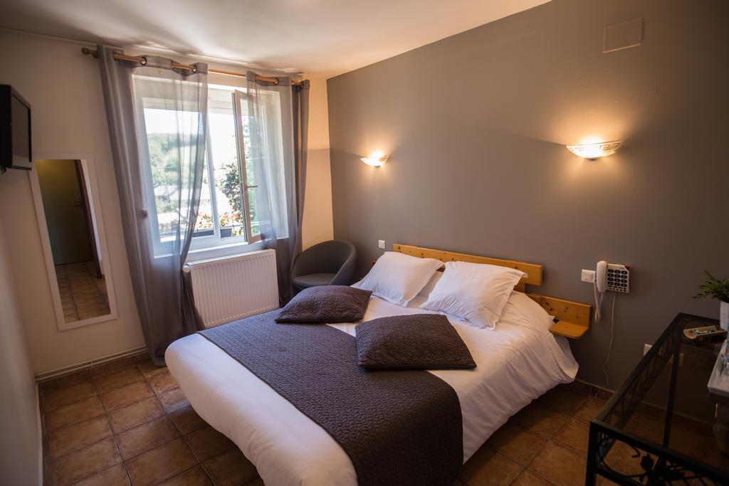 Logis Hotel Auberge De L'Espinouse Fraisse-sur-Agout 외부 사진