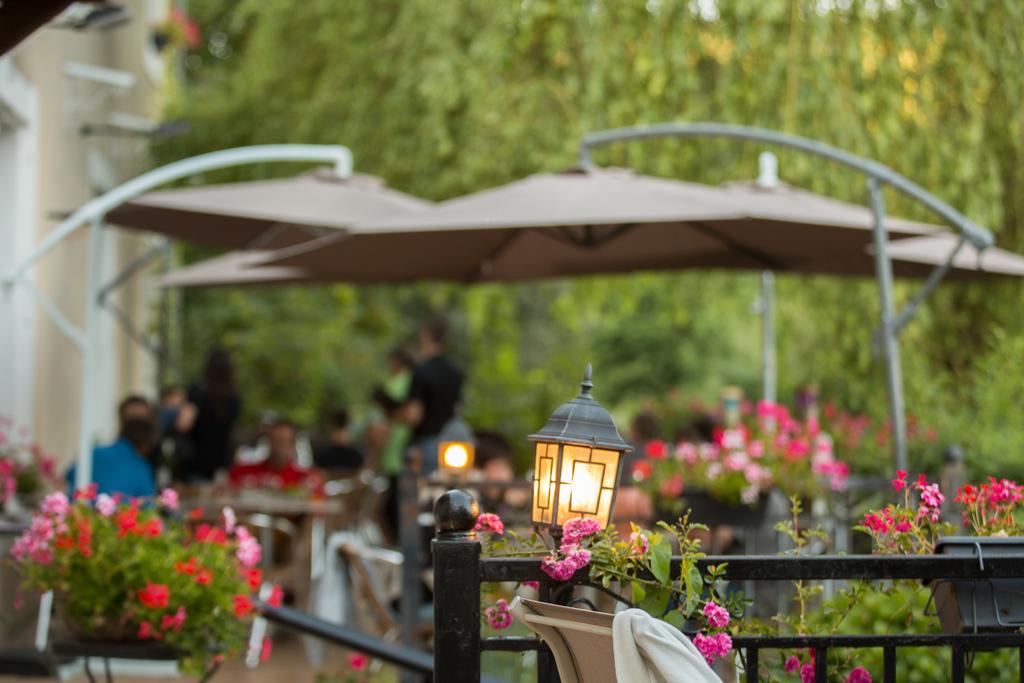 Logis Hotel Restaurant Auberge De L'Espinouse Fraisse-sur-Agout 외부 사진